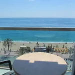 Miramar 酒店 4*