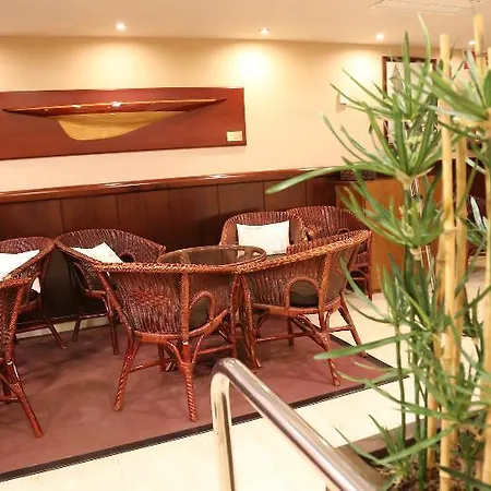 Miramar Otel 4*