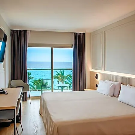 Miramar Hotel 4*