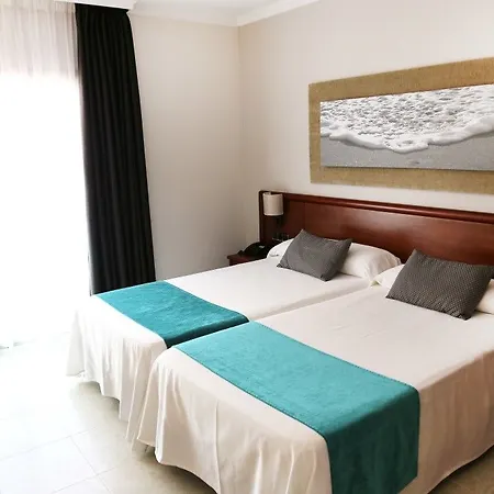 Miramar Hotel 4*