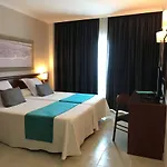 Ξενοδοχείο Miramar 4*