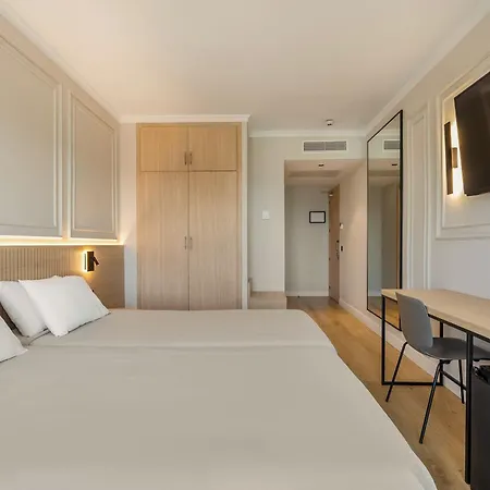 Miramar Ξενοδοχείο 4*