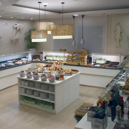 Miramar Отель 4*